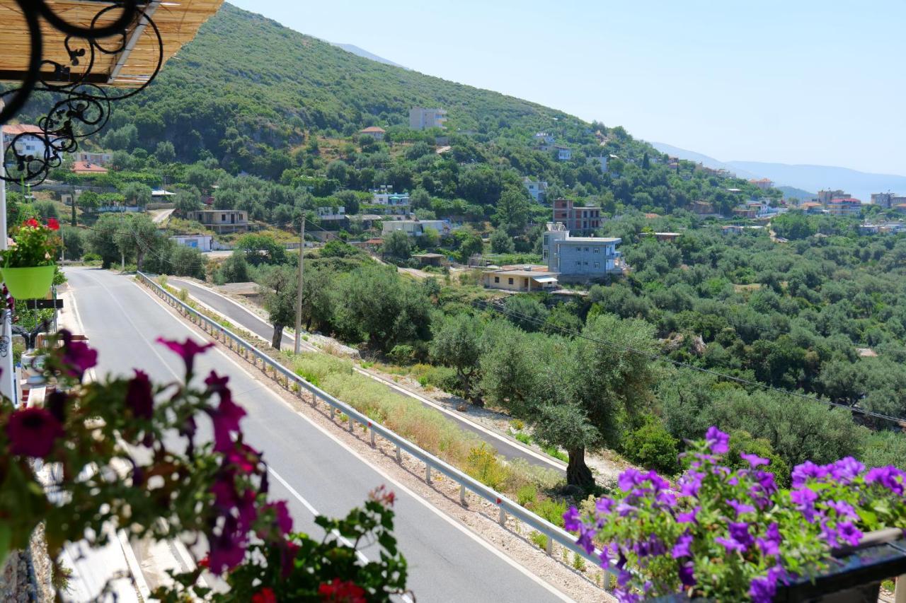Vila Panorama Piqeras Bed & Breakfast Dış mekan fotoğraf