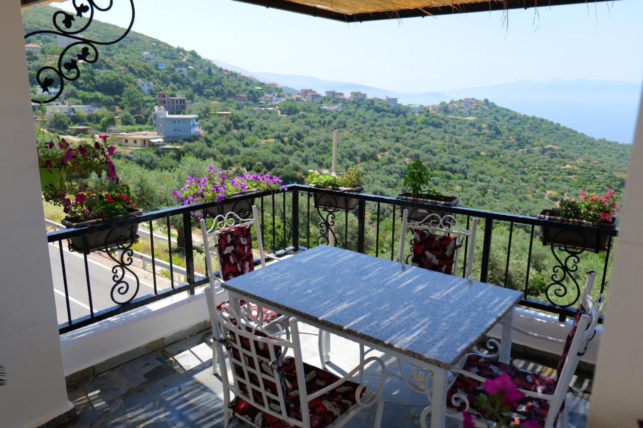 Vila Panorama Piqeras Bed & Breakfast Dış mekan fotoğraf