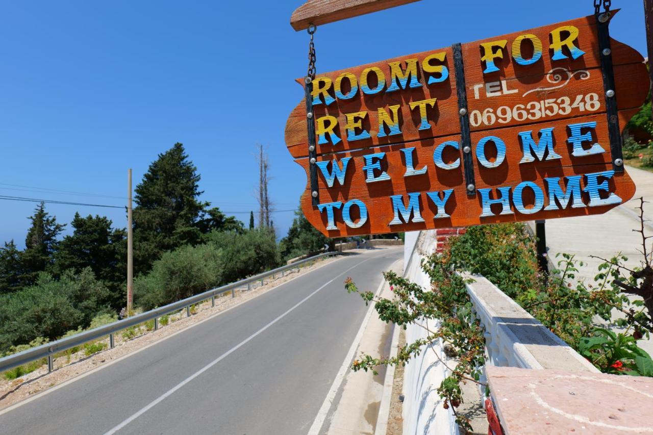Vila Panorama Piqeras Bed & Breakfast Dış mekan fotoğraf