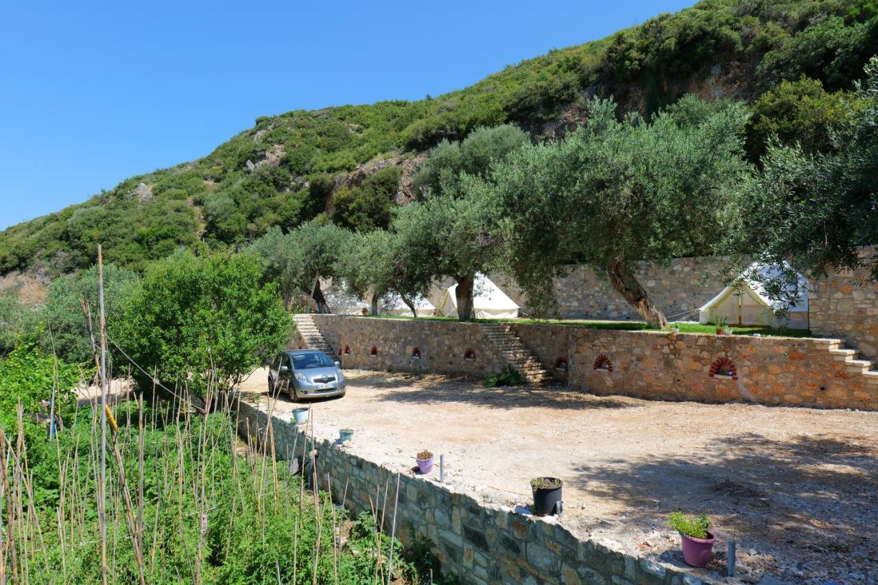 Vila Panorama Piqeras Bed & Breakfast Dış mekan fotoğraf