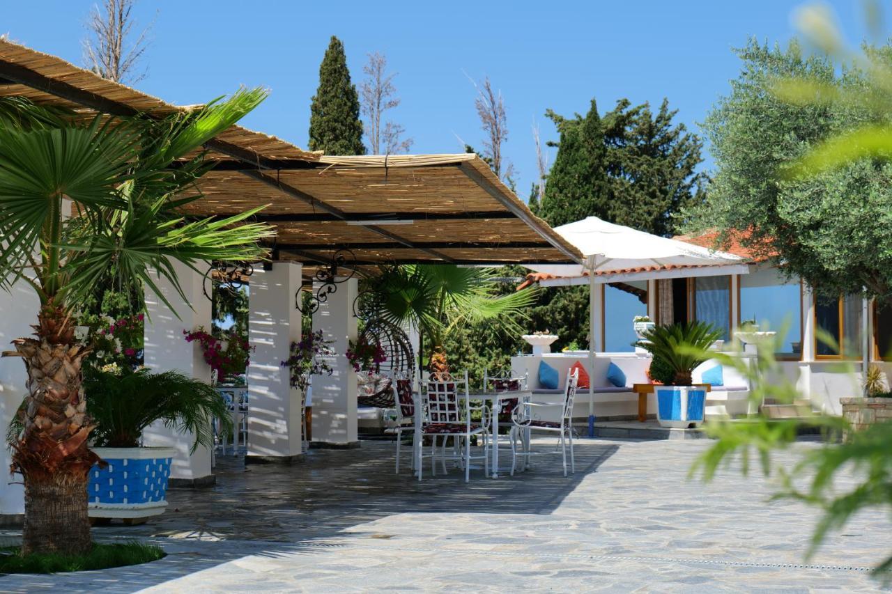 Vila Panorama Piqeras Bed & Breakfast Dış mekan fotoğraf