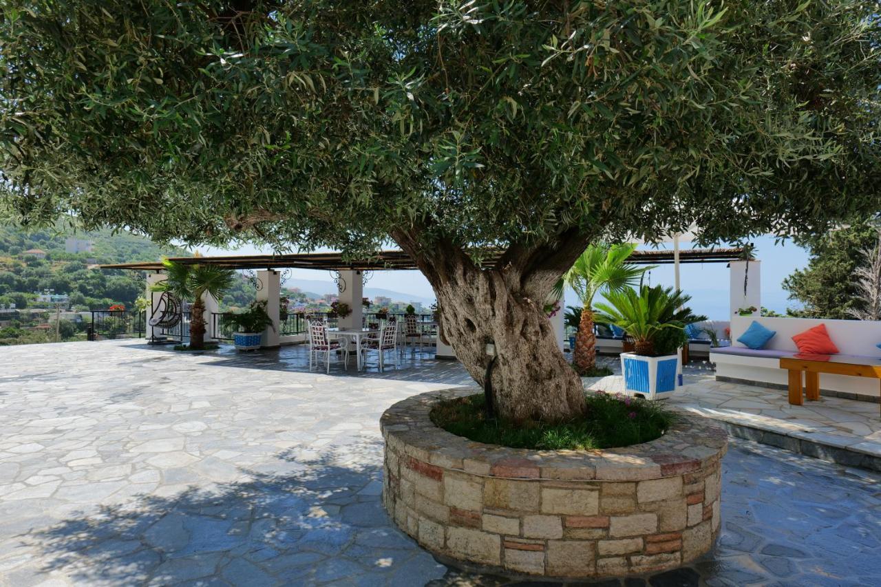 Vila Panorama Piqeras Bed & Breakfast Dış mekan fotoğraf