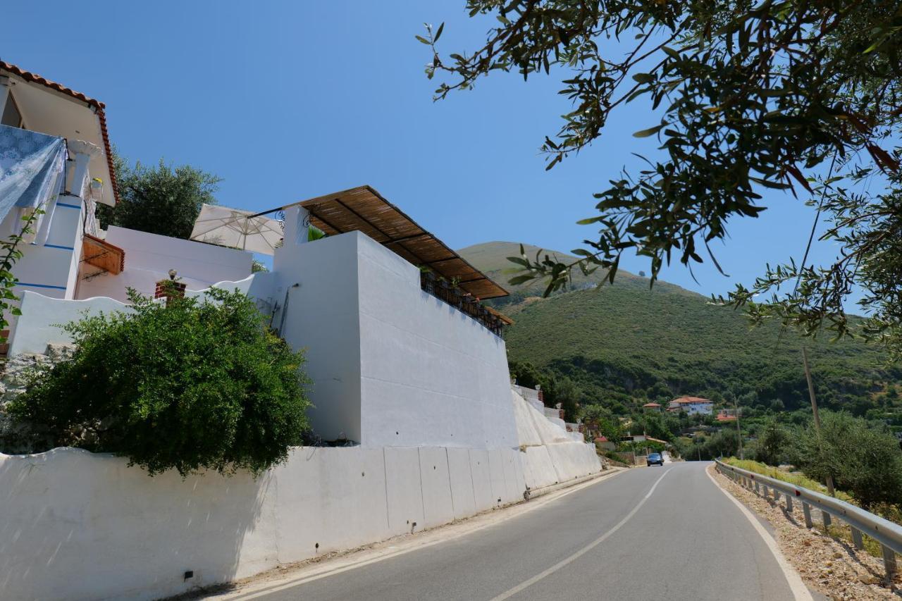 Vila Panorama Piqeras Bed & Breakfast Dış mekan fotoğraf
