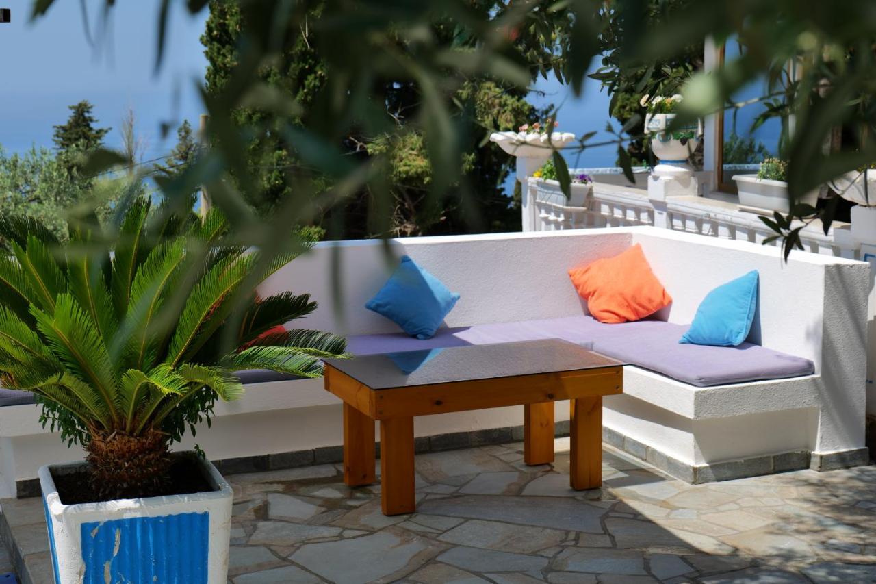 Vila Panorama Piqeras Bed & Breakfast Dış mekan fotoğraf