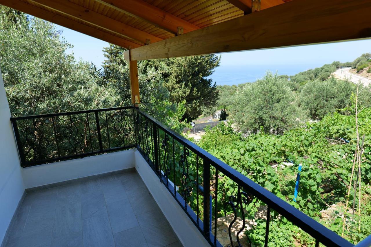 Vila Panorama Piqeras Bed & Breakfast Dış mekan fotoğraf