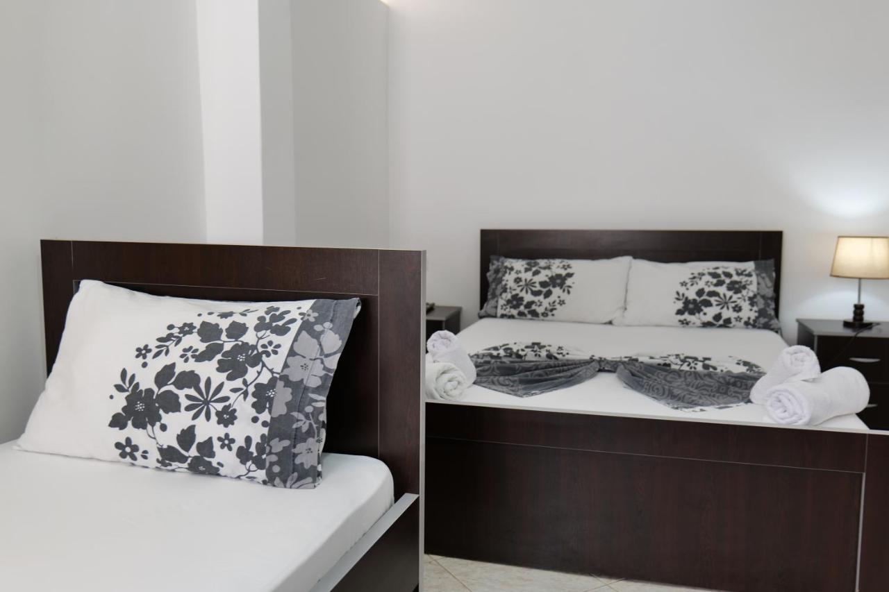 Vila Panorama Piqeras Bed & Breakfast Dış mekan fotoğraf