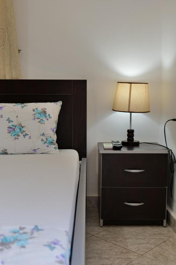 Vila Panorama Piqeras Bed & Breakfast Dış mekan fotoğraf
